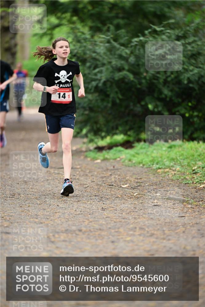 19.04.2026 - Hammer Lauf Dr. Thomas Lammeyer http://msf.ph/oto/9545600 19.04.2026 11:25:46 Laufen 141 meine-sportfotos.de