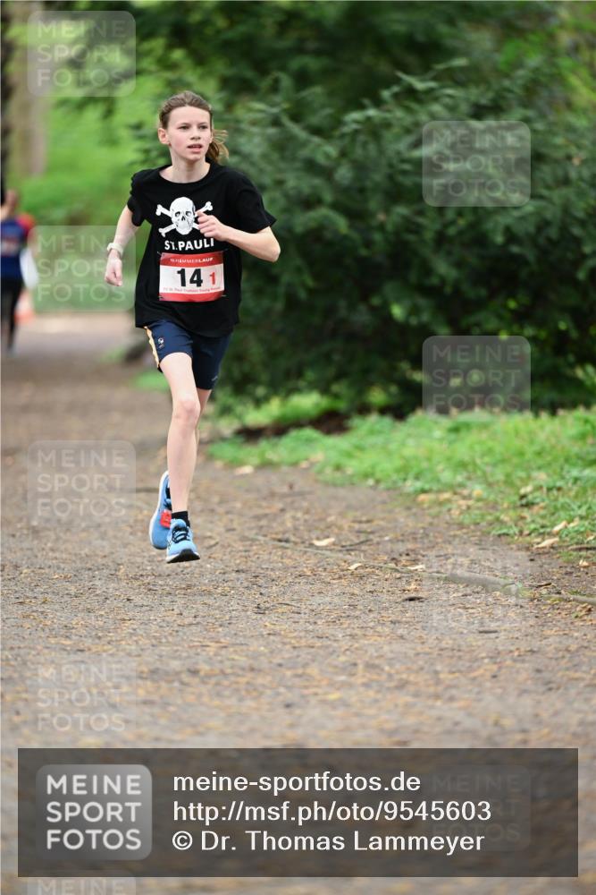 19.04.2026 - Hammer Lauf Dr. Thomas Lammeyer http://msf.ph/oto/9545603 19.04.2026 11:25:46 Laufen 141 meine-sportfotos.de