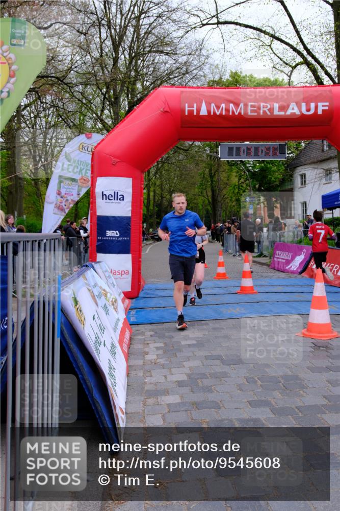 19.04.2026 - Hammer Lauf Tim E. http://msf.ph/oto/9545608 19.04.2026 12:32:04 Ziel 255, 388, 421, 773, 1349, 1853, 1869 meine-sportfotos.de