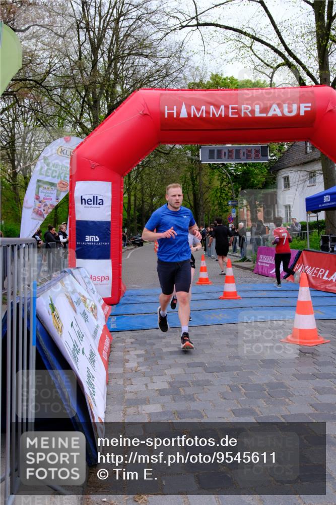 19.04.2026 - Hammer Lauf Tim E. http://msf.ph/oto/9545611 19.04.2026 12:32:04 Ziel 255, 388, 421, 773, 1349, 1853, 1869 meine-sportfotos.de