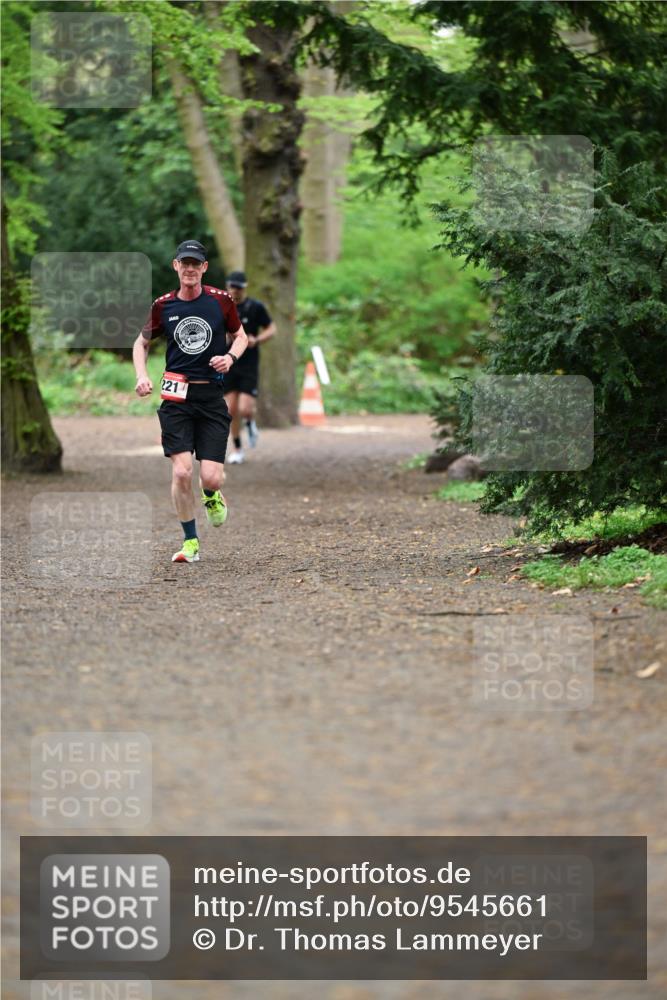 19.04.2026 - Hammer Lauf Dr. Thomas Lammeyer http://msf.ph/oto/9545661 19.04.2026 11:26:01 Laufen 221 meine-sportfotos.de