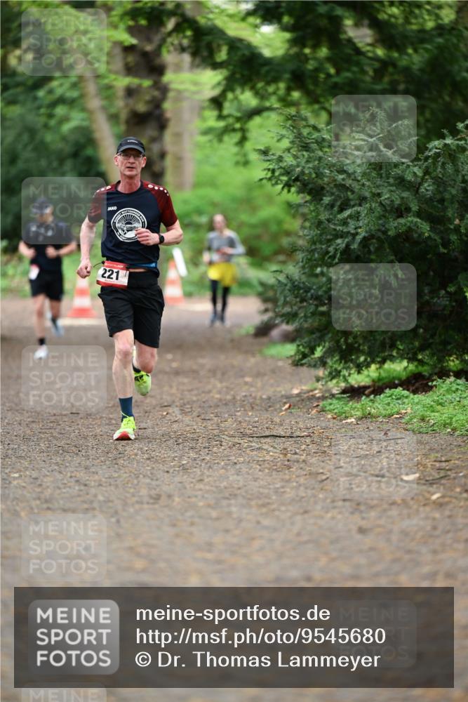 19.04.2026 - Hammer Lauf Dr. Thomas Lammeyer http://msf.ph/oto/9545680 19.04.2026 11:26:03 Laufen 221 meine-sportfotos.de