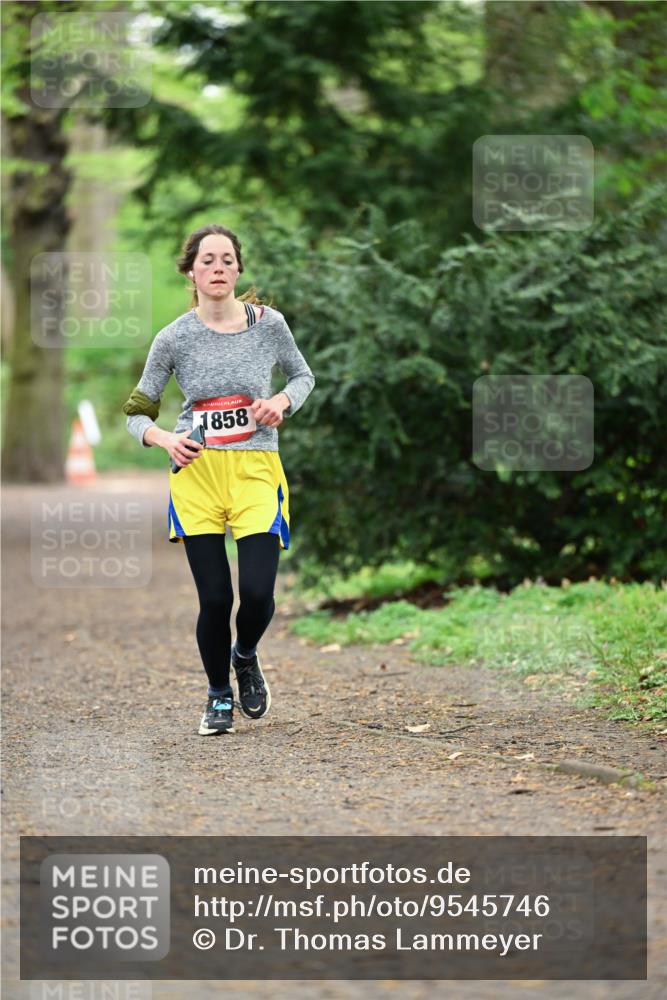 19.04.2026 - Hammer Lauf Dr. Thomas Lammeyer http://msf.ph/oto/9545746 19.04.2026 11:26:14 Laufen 1858 meine-sportfotos.de