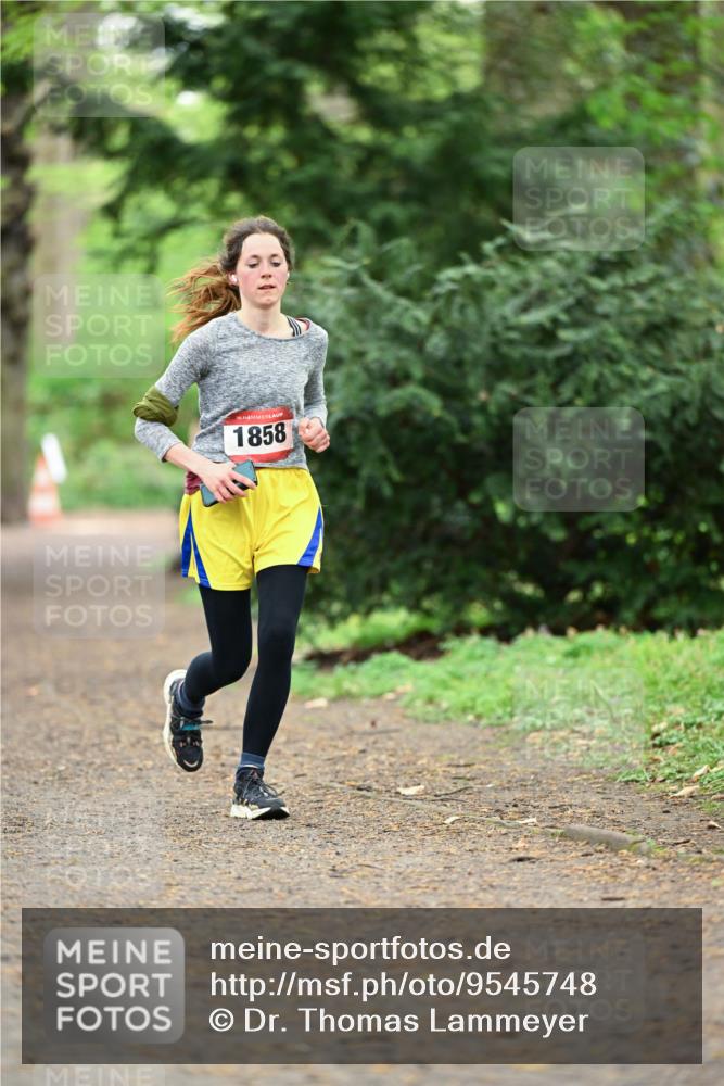 19.04.2026 - Hammer Lauf Dr. Thomas Lammeyer http://msf.ph/oto/9545748 19.04.2026 11:26:14 Laufen 1858 meine-sportfotos.de