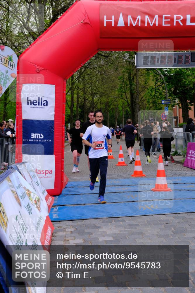 19.04.2026 - Hammer Lauf Tim E. http://msf.ph/oto/9545783 19.04.2026 12:33:41 Ziel 346, 467, 566, 656, 721, 825, 929, 933, 986, 1628 meine-sportfotos.de