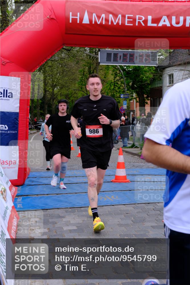 19.04.2026 - Hammer Lauf Tim E. http://msf.ph/oto/9545799 19.04.2026 12:33:43 Ziel 263, 346, 467, 656, 721, 825, 929, 933, 986, 1631 meine-sportfotos.de