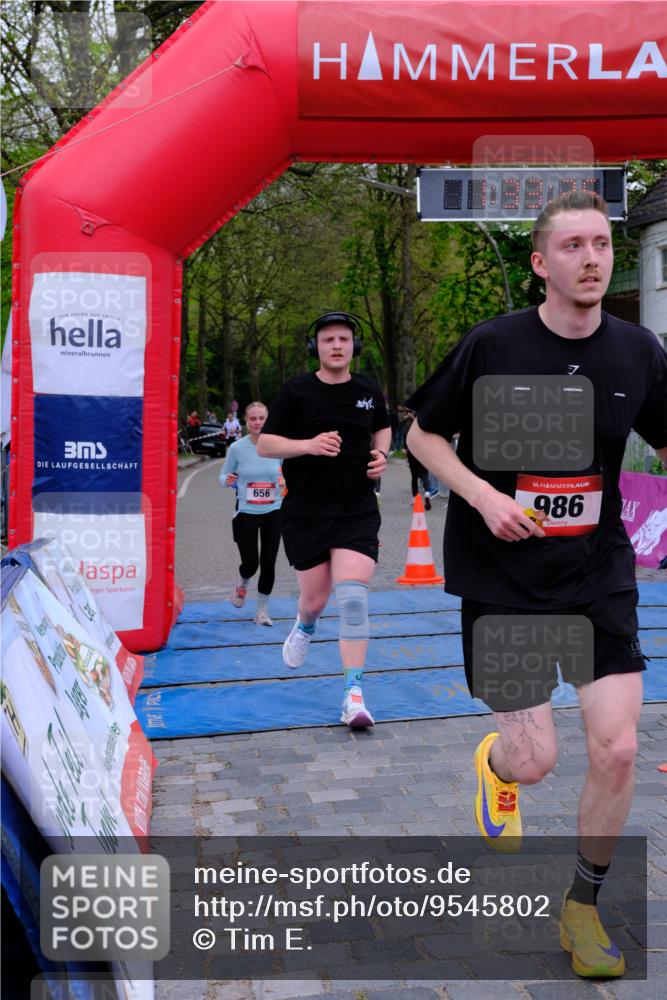 19.04.2026 - Hammer Lauf Tim E. http://msf.ph/oto/9545802 19.04.2026 12:33:44 Ziel 11, 263, 346, 467, 656, 929, 933, 986, 1631 meine-sportfotos.de