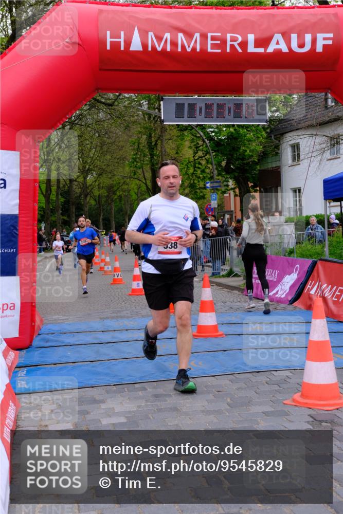 19.04.2026 - Hammer Lauf Tim E. http://msf.ph/oto/9545829 19.04.2026 12:33:56 Ziel 21, 236, 494, 938, 1056, 1627, 1848 meine-sportfotos.de