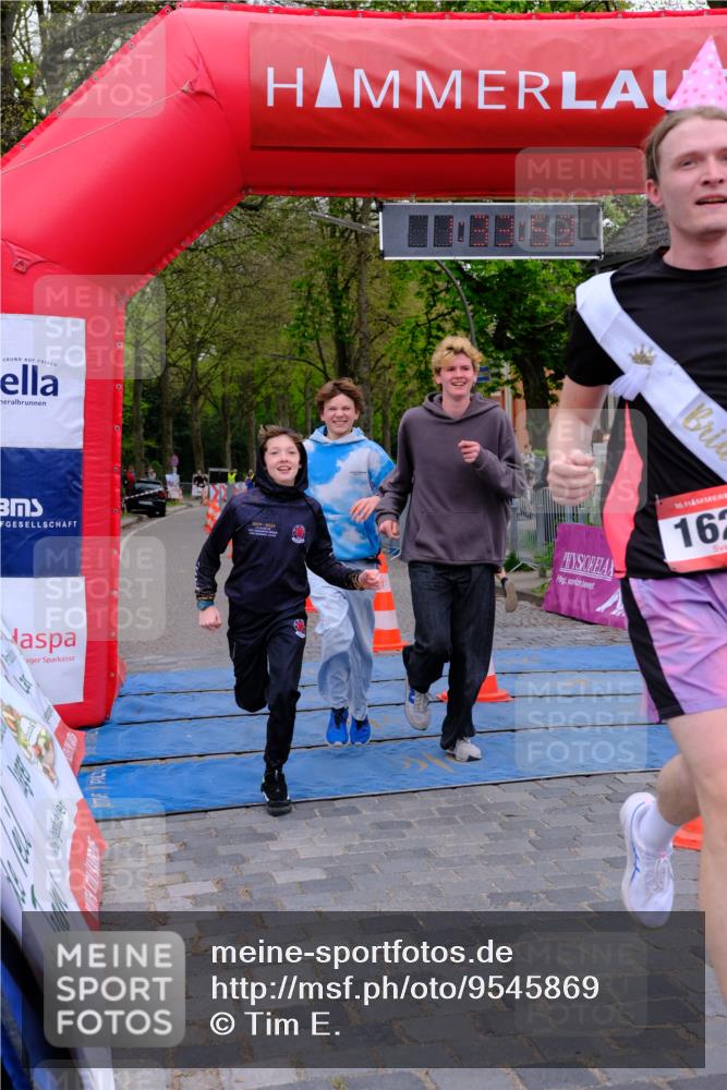 19.04.2026 - Hammer Lauf Tim E. http://msf.ph/oto/9545869 19.04.2026 12:34:01 Ziel 21, 203, 236, 473, 506, 938, 1030, 1056, 1617, 1627, 1848 meine-sportfotos.de
