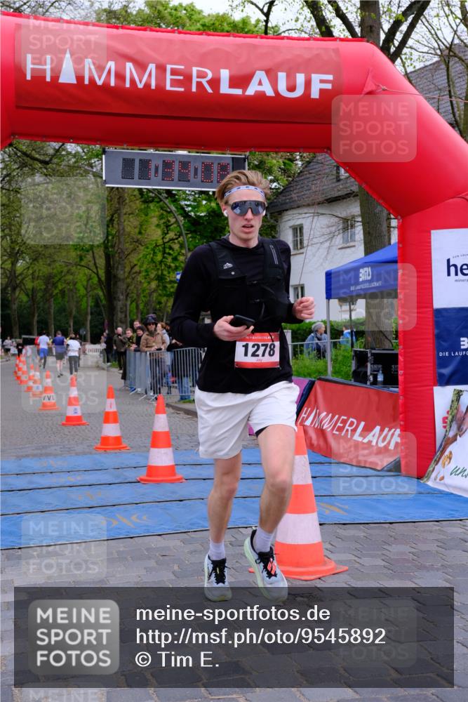19.04.2026 - Hammer Lauf Tim E. http://msf.ph/oto/9545892 19.04.2026 12:34:16 Ziel 1092, 1278, 1353, 1874 meine-sportfotos.de
