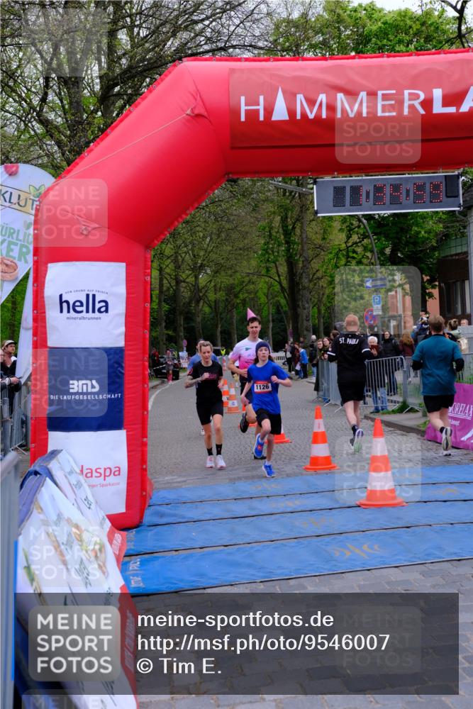 19.04.2026 - Hammer Lauf Tim E. http://msf.ph/oto/9546007 19.04.2026 12:35:07 Ziel 138, 224, 415, 443, 558, 680, 732, 882, 1073, 1126, 1255, 1275, 1624 meine-sportfotos.de