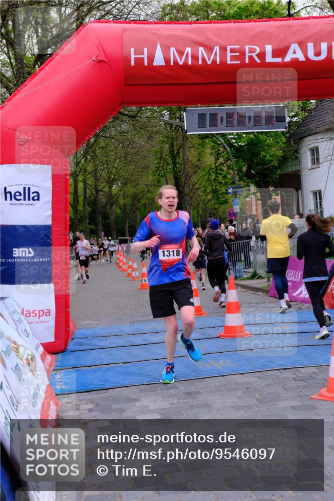 19.04.2026 - Hammer Lauf Tim E. http://msf.ph/oto/9546097 19.04.2026 12:35:42 Ziel 202, 577, 654, 670, 740, 1318, 1352, 1689, 1722, 1821, 1922, 1929 meine-sportfotos.de