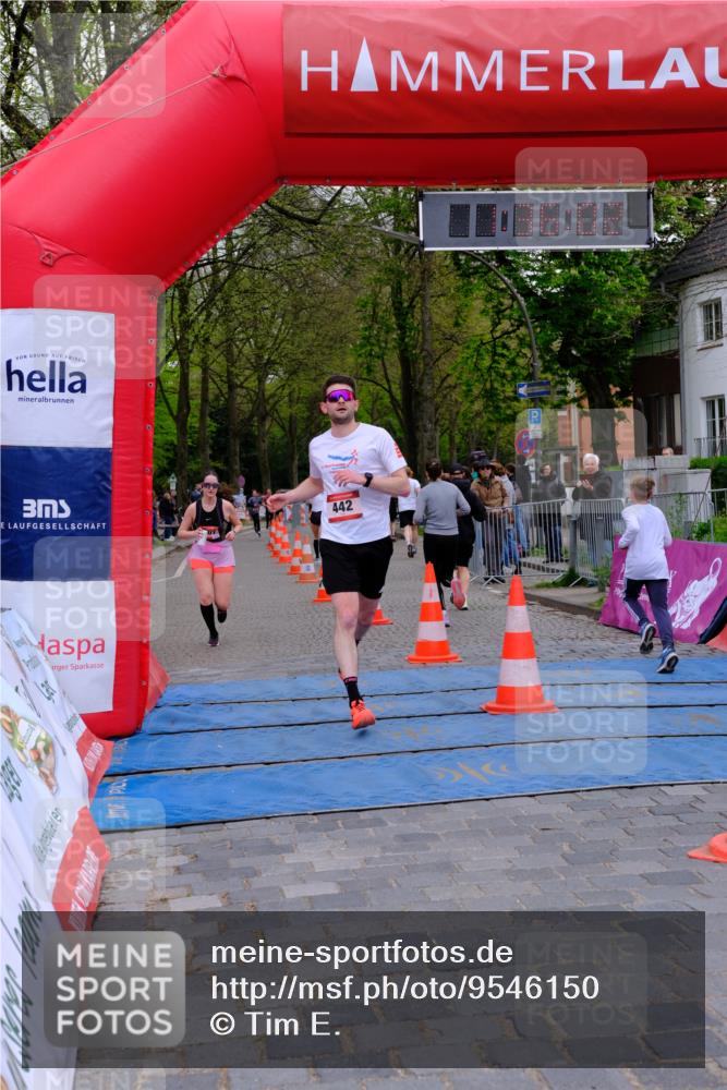 19.04.2026 - Hammer Lauf Tim E. http://msf.ph/oto/9546150 19.04.2026 12:36:10 Ziel 442, 661, 688, 819, 1070, 1143, 1288, 1588, 1607, 1834 meine-sportfotos.de
