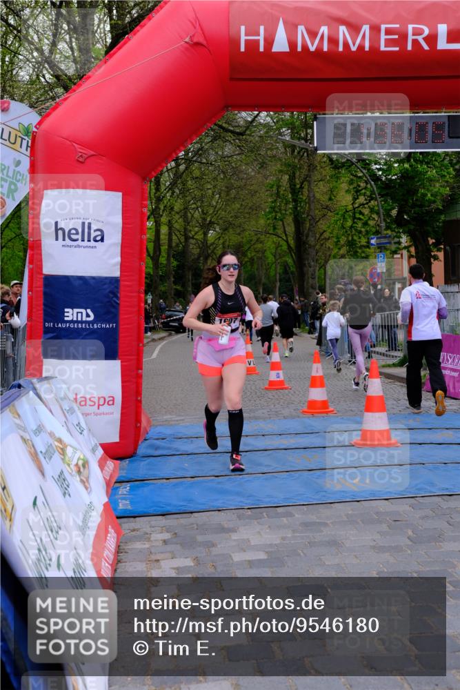 19.04.2026 - Hammer Lauf Tim E. http://msf.ph/oto/9546180 19.04.2026 12:36:13 Ziel 167, 442, 661, 688, 819, 1143, 1288, 1588, 1607, 1820, 1834 meine-sportfotos.de