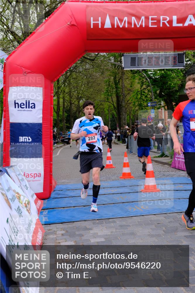 19.04.2026 - Hammer Lauf Tim E. http://msf.ph/oto/9546220 19.04.2026 12:36:26 Ziel 259, 282, 336, 444, 772, 1131, 1924 meine-sportfotos.de