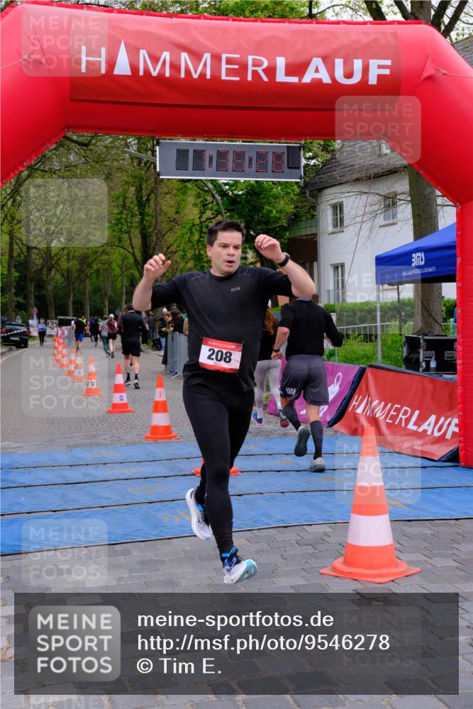 19.04.2026 - Hammer Lauf Tim E. http://msf.ph/oto/9546278 19.04.2026 12:36:36 Ziel 133, 208, 859, 1022, 1037, 1319, 1878, 1924 meine-sportfotos.de