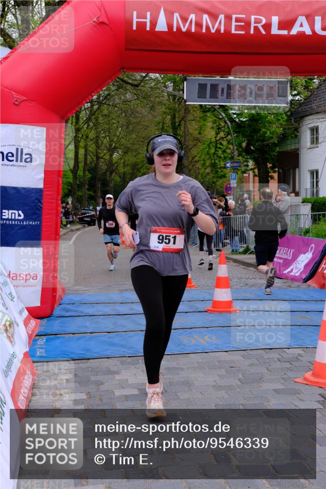 19.04.2026 - Hammer Lauf Tim E. http://msf.ph/oto/9546339 19.04.2026 12:37:07 Ziel 299, 750, 947, 951, 988, 1031, 1089, 1148, 1474, 1564, 1579, 1599, 1682, 1704, 1711, 1723, 1931 meine-sportfotos.de