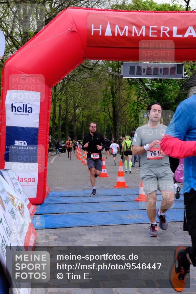 19.04.2026 - Hammer Lauf Tim E. http://msf.ph/oto/9546447 19.04.2026 12:37:34 Ziel 123, 472, 761, 1041, 1042, 1102, 1134, 1161, 1570, 1593, 1681, 1786, 1829, 1903 meine-sportfotos.de