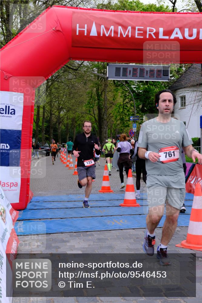 19.04.2026 - Hammer Lauf Tim E. http://msf.ph/oto/9546453 19.04.2026 12:37:34 Ziel 123, 472, 761, 1041, 1042, 1102, 1134, 1161, 1570, 1593, 1681, 1786, 1829, 1903 meine-sportfotos.de