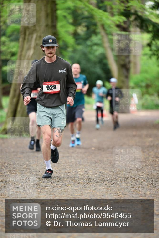 19.04.2026 - Hammer Lauf Dr. Thomas Lammeyer http://msf.ph/oto/9546455 19.04.2026 11:29:27 Laufen 928 meine-sportfotos.de