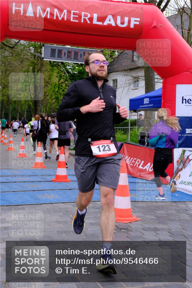 19.04.2026 - Hammer Lauf Tim E. http://msf.ph/oto/9546466 19.04.2026 12:37:35 Ziel 123, 472, 761, 1041, 1042, 1102, 1134, 1161, 1593, 1681, 1786, 1829, 1903 meine-sportfotos.de