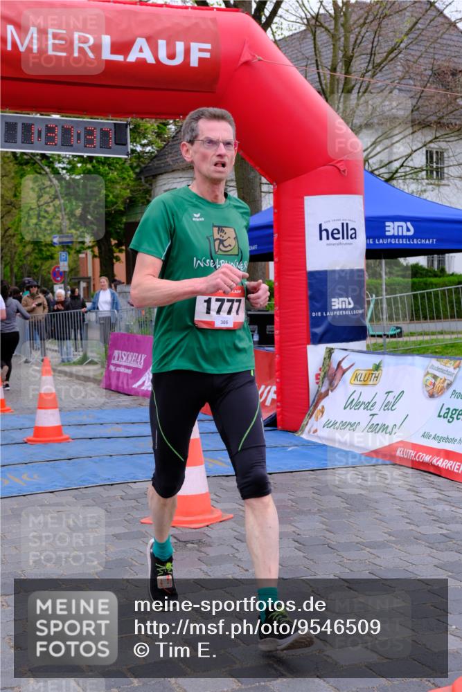 19.04.2026 - Hammer Lauf Tim E. http://msf.ph/oto/9546509 19.04.2026 12:37:45 Ziel 432, 449, 596, 632, 791, 1147, 1777 meine-sportfotos.de