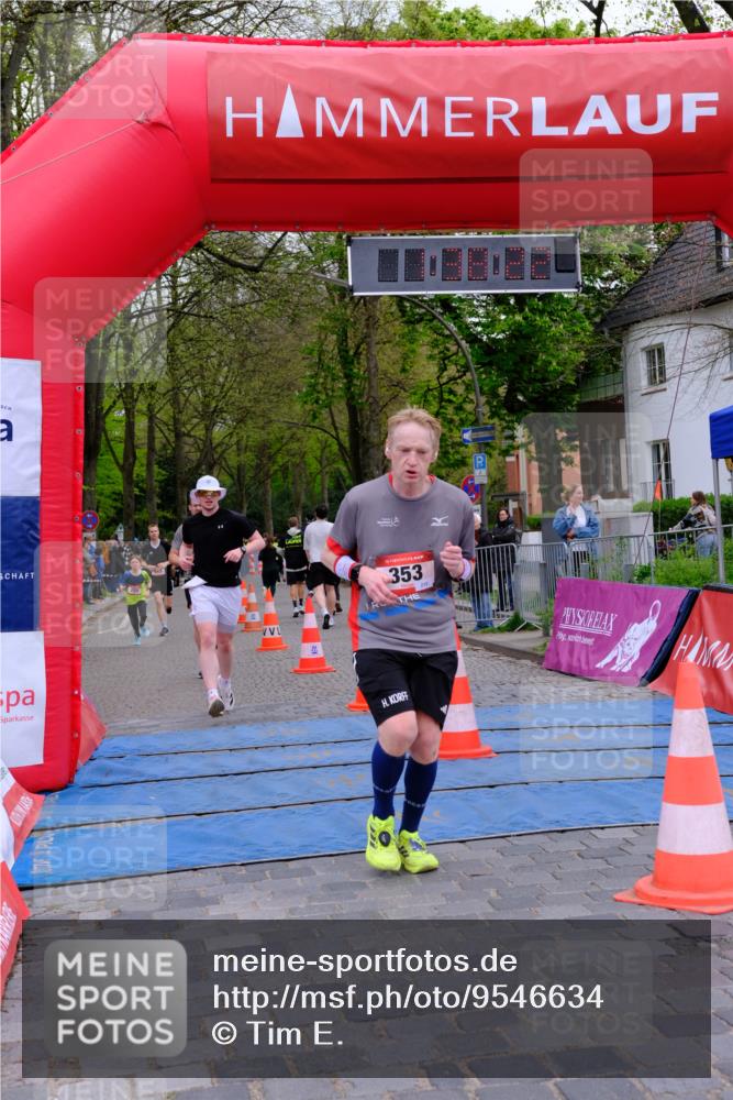 19.04.2026 - Hammer Lauf Tim E. http://msf.ph/oto/9546634 19.04.2026 12:38:30 Ziel 255, 353, 474, 565, 749, 1261, 1869 meine-sportfotos.de
