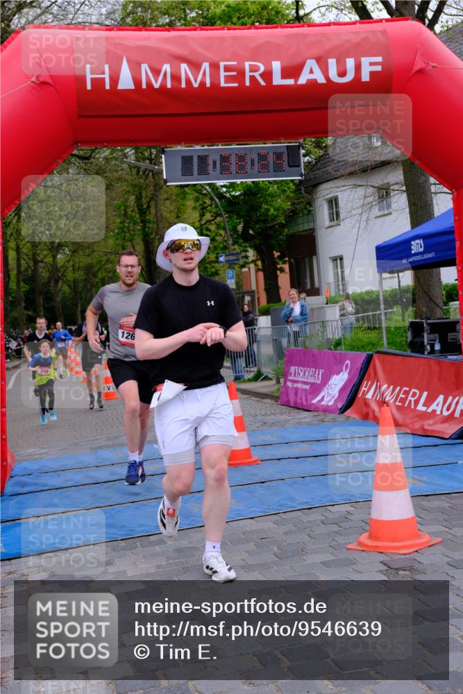 19.04.2026 - Hammer Lauf Tim E. http://msf.ph/oto/9546639 19.04.2026 12:38:32 Ziel 255, 353, 474, 565, 749, 1261, 1869 meine-sportfotos.de