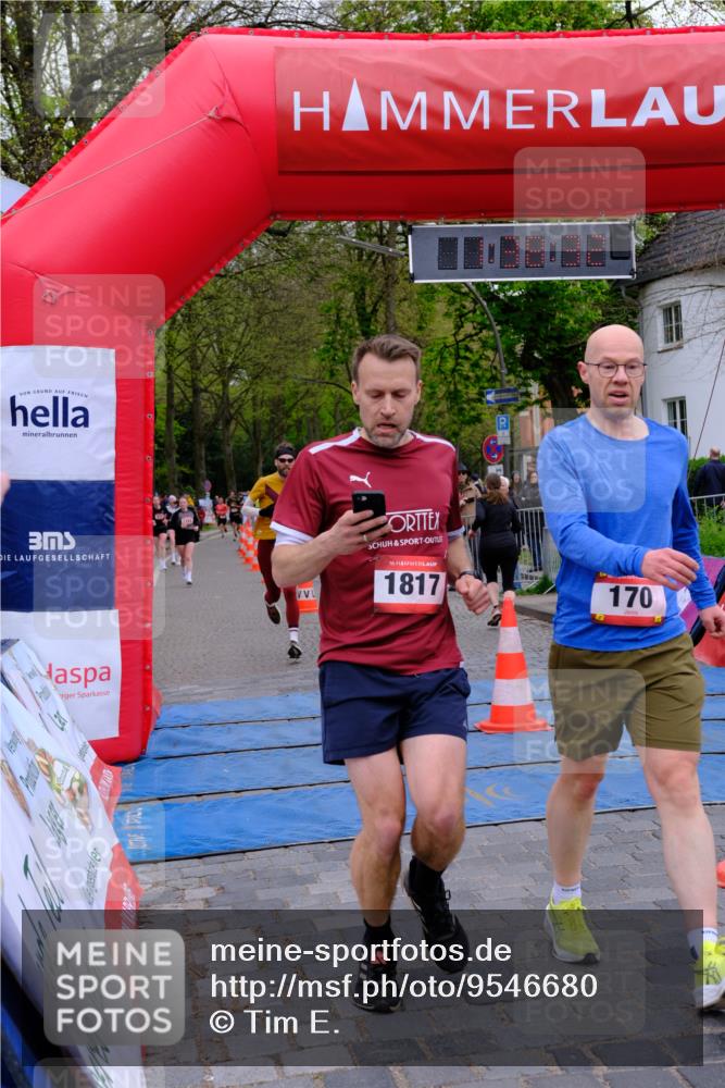 19.04.2026 - Hammer Lauf Tim E. http://msf.ph/oto/9546680 19.04.2026 12:38:40 Ziel 170, 175, 231, 565, 724, 729, 1153, 1168, 1316, 1817, 1858, 1869 meine-sportfotos.de