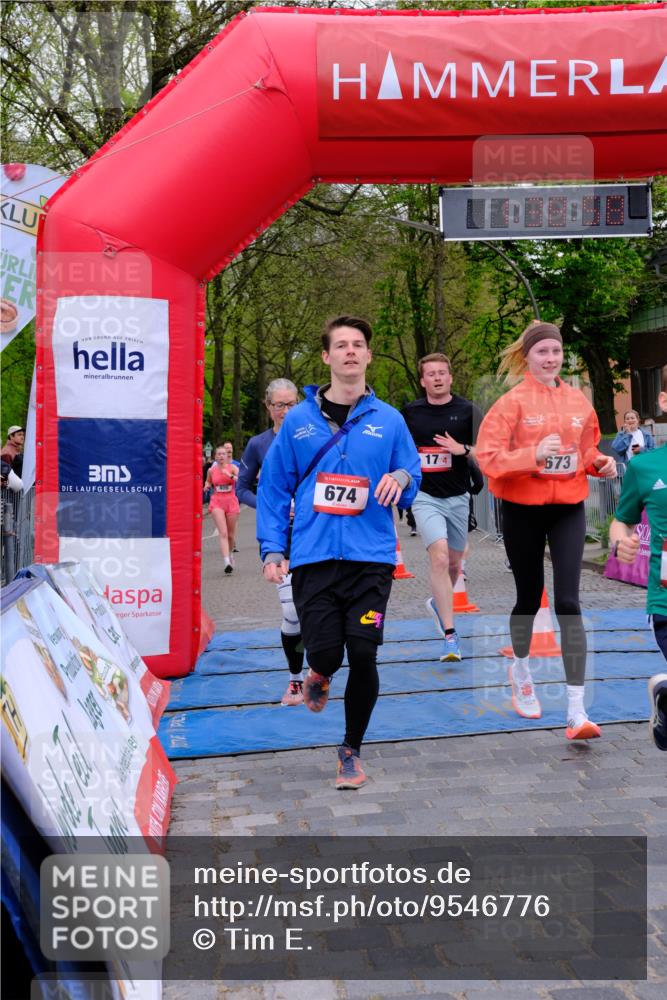 19.04.2026 - Hammer Lauf Tim E. http://msf.ph/oto/9546776 19.04.2026 12:39:06 Ziel 17, 406, 407, 614, 673, 674, 817, 842, 865, 902, 905, 1048, 1567 meine-sportfotos.de