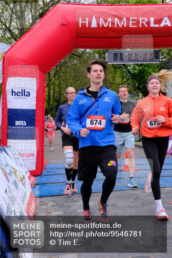 19.04.2026 - Hammer Lauf Tim E. http://msf.ph/oto/9546781 19.04.2026 12:39:06 Ziel 17, 406, 407, 614, 673, 674, 817, 842, 865, 902, 905, 1048, 1567 meine-sportfotos.de