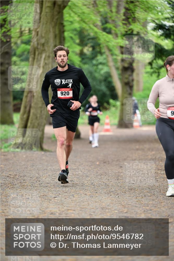 19.04.2026 - Hammer Lauf Dr. Thomas Lammeyer http://msf.ph/oto/9546782 19.04.2026 11:30:18 Laufen 920 meine-sportfotos.de