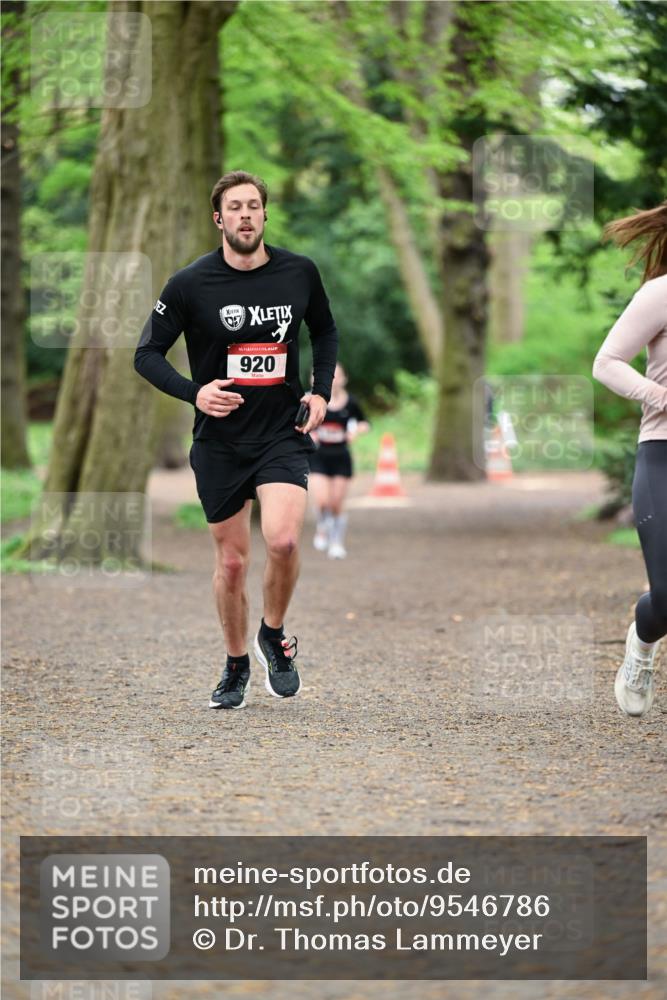 19.04.2026 - Hammer Lauf Dr. Thomas Lammeyer http://msf.ph/oto/9546786 19.04.2026 11:30:18 Laufen 920 meine-sportfotos.de