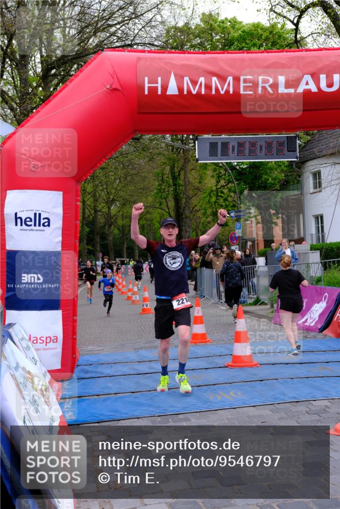 19.04.2026 - Hammer Lauf Tim E. http://msf.ph/oto/9546797 19.04.2026 12:39:13 Ziel 221, 406, 407, 663, 714, 865, 902, 905, 1038, 1137, 1340, 1832 meine-sportfotos.de