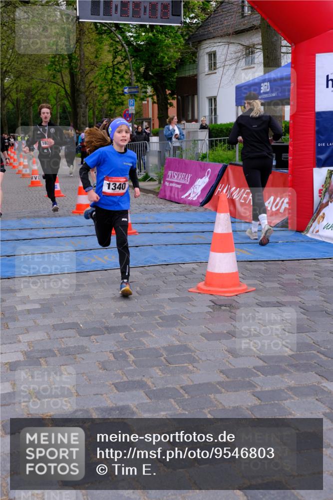 19.04.2026 - Hammer Lauf Tim E. http://msf.ph/oto/9546803 19.04.2026 12:39:16 Ziel 221, 663, 714, 742, 865, 1038, 1137, 1340, 1832 meine-sportfotos.de