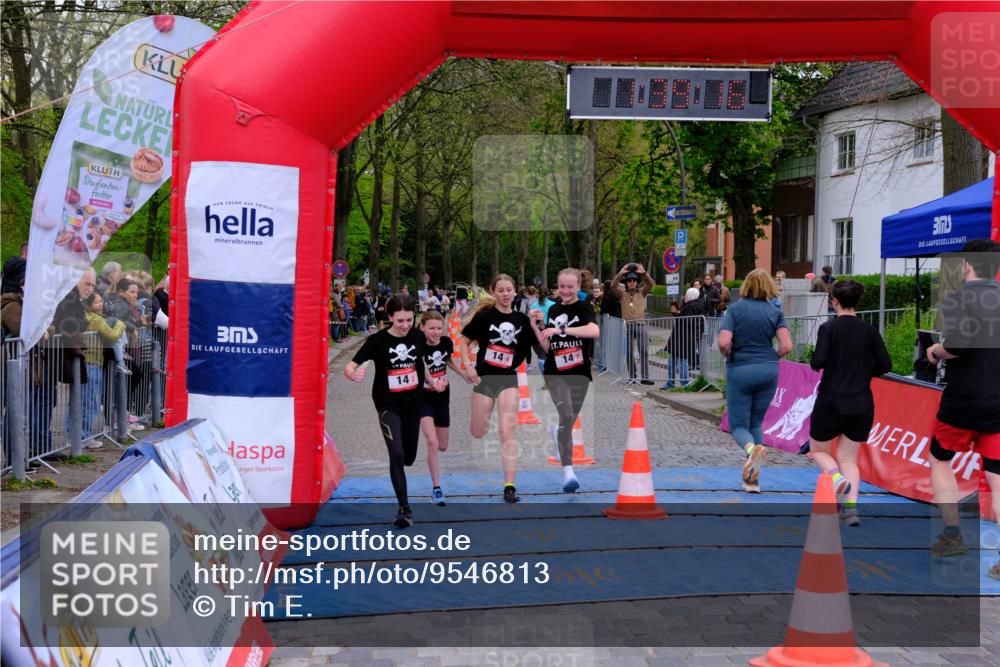 19.04.2026 - Hammer Lauf Tim E. http://msf.ph/oto/9546813 19.04.2026 12:39:24 Ziel 14, 411, 573, 742, 805, 1683 meine-sportfotos.de