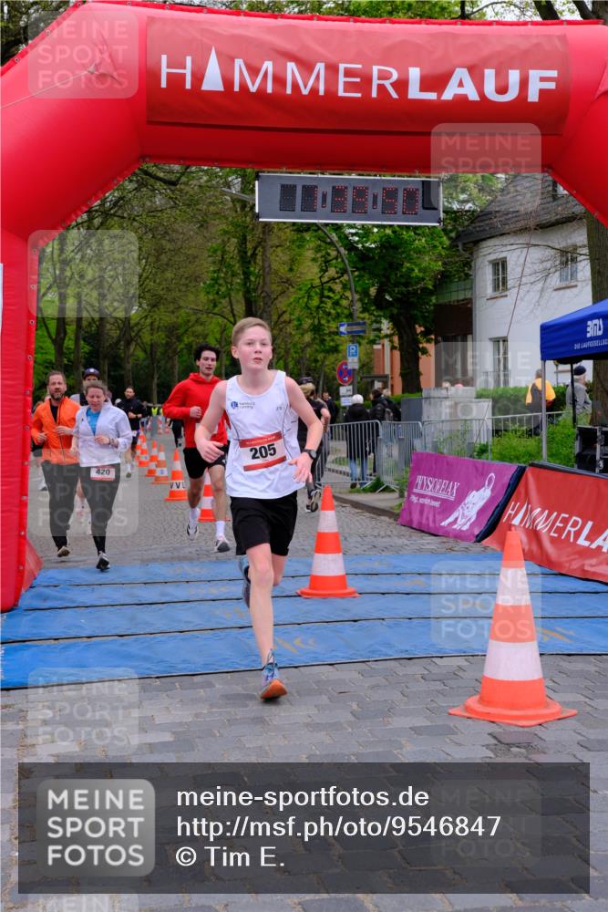 19.04.2026 - Hammer Lauf Tim E. http://msf.ph/oto/9546847 19.04.2026 12:39:58 Ziel 205, 267, 420, 421, 475, 721, 762, 1030, 1184, 1186, 1260, 1590, 1628, 1928 meine-sportfotos.de