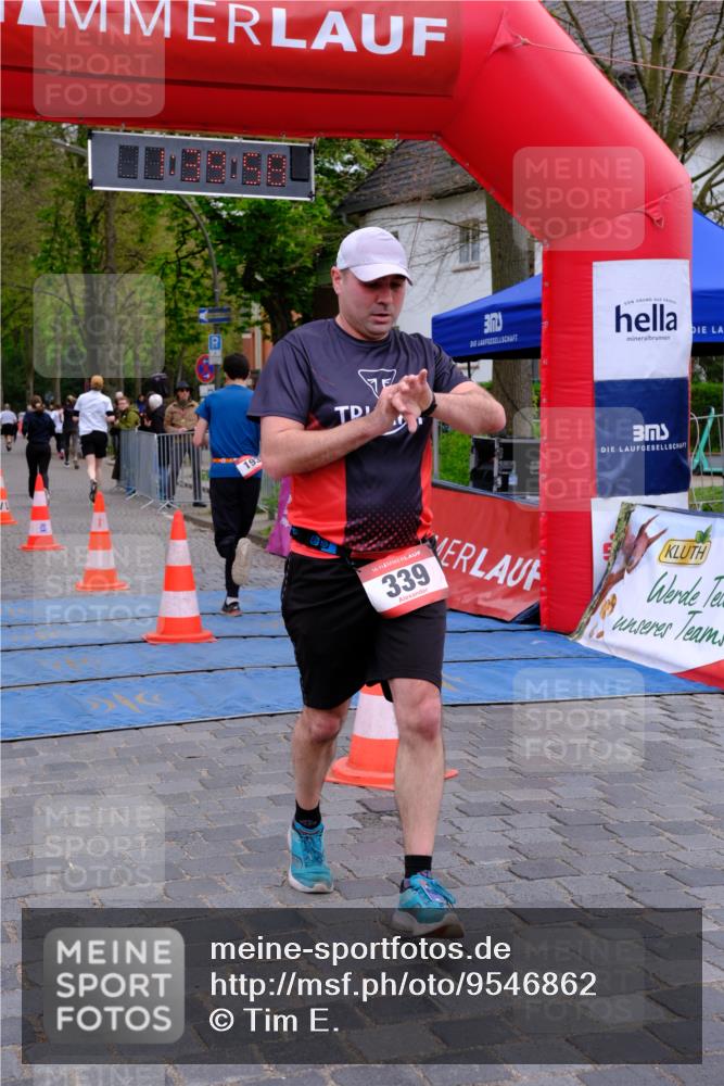 19.04.2026 - Hammer Lauf Tim E. http://msf.ph/oto/9546862 19.04.2026 12:40:06 Ziel 193, 339, 475, 721, 1184, 1186, 1720 meine-sportfotos.de