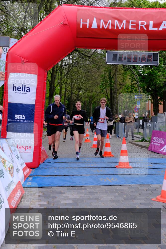 19.04.2026 - Hammer Lauf Tim E. http://msf.ph/oto/9546865 19.04.2026 12:40:12 Ziel 7, 983, 984, 1118, 1119, 1196 meine-sportfotos.de