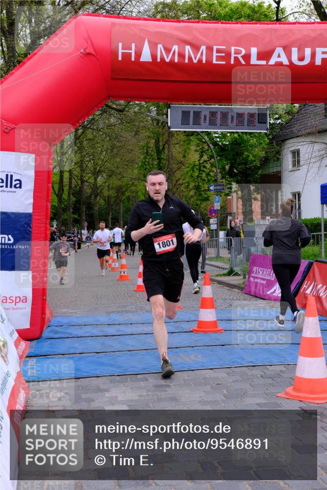 19.04.2026 - Hammer Lauf Tim E. http://msf.ph/oto/9546891 19.04.2026 12:40:37 Ziel 203, 807, 867, 959, 1581, 1589, 1801 meine-sportfotos.de