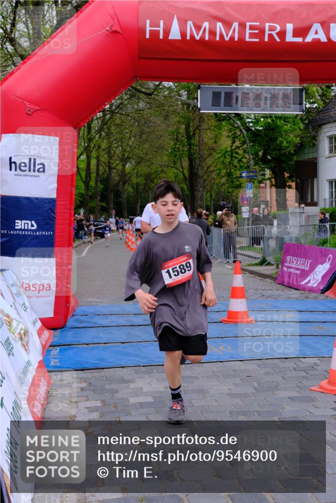 19.04.2026 - Hammer Lauf Tim E. http://msf.ph/oto/9546900 19.04.2026 12:40:40 Ziel 203, 807, 1589, 1617, 1801, 1840 meine-sportfotos.de
