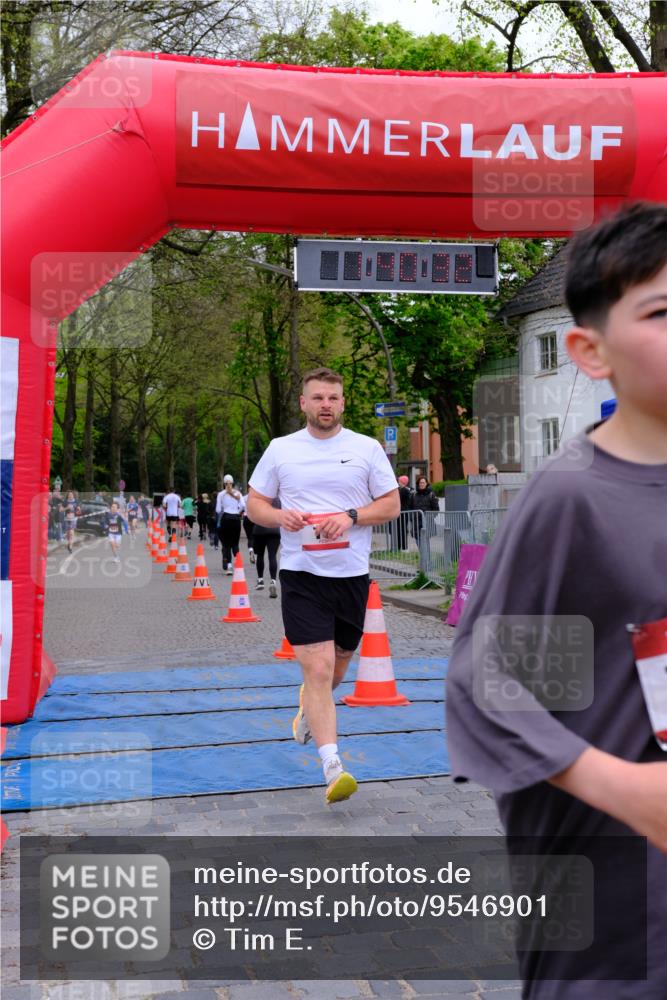 19.04.2026 - Hammer Lauf Tim E. http://msf.ph/oto/9546901 19.04.2026 12:40:40 Ziel 203, 807, 1589, 1617, 1801, 1840 meine-sportfotos.de