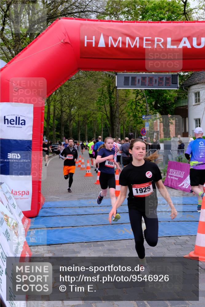 19.04.2026 - Hammer Lauf Tim E. http://msf.ph/oto/9546926 19.04.2026 12:41:01 Ziel 226, 606, 693, 712, 713, 800, 831, 923, 1029, 1072, 1209, 1224, 1263, 1322, 1631, 1719, 1726, 1825, 1925 meine-sportfotos.de