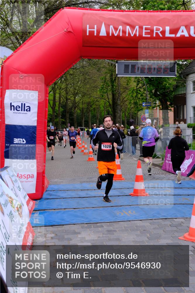 19.04.2026 - Hammer Lauf Tim E. http://msf.ph/oto/9546930 19.04.2026 12:41:02 Ziel 445, 606, 693, 712, 713, 800, 831, 923, 1029, 1072, 1224, 1322, 1631, 1719, 1726, 1757, 1925 meine-sportfotos.de