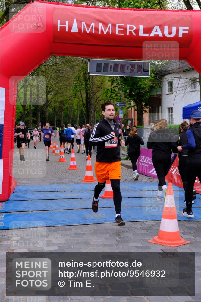 19.04.2026 - Hammer Lauf Tim E. http://msf.ph/oto/9546932 19.04.2026 12:41:03 Ziel 445, 606, 693, 712, 713, 800, 923, 1029, 1072, 1322, 1631, 1719, 1726, 1757, 1925 meine-sportfotos.de