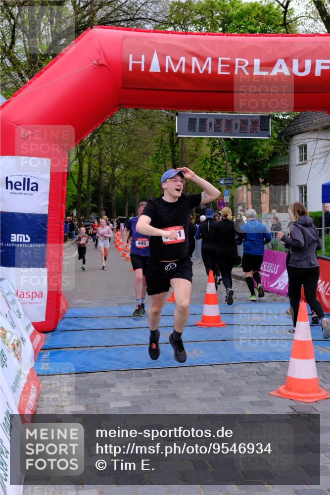 19.04.2026 - Hammer Lauf Tim E. http://msf.ph/oto/9546934 19.04.2026 12:41:06 Ziel 115, 445, 606, 693, 712, 713, 800, 923, 1029, 1072, 1092, 1159, 1322, 1631, 1719, 1726, 1757, 1848, 1925 meine-sportfotos.de