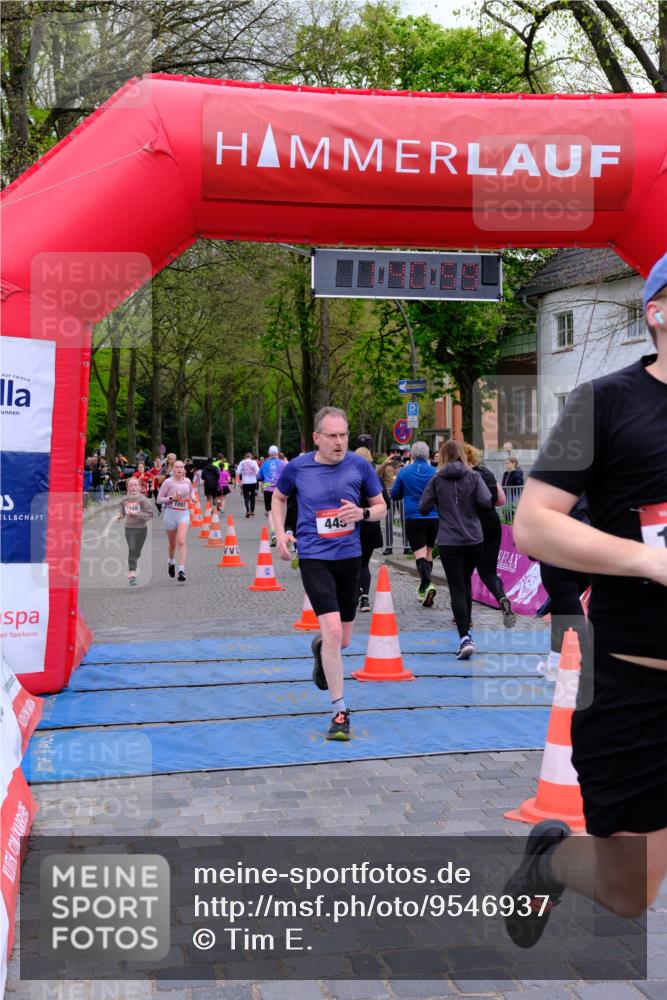 19.04.2026 - Hammer Lauf Tim E. http://msf.ph/oto/9546937 19.04.2026 12:41:07 Ziel 115, 445, 606, 693, 712, 713, 923, 1029, 1056, 1072, 1092, 1159, 1160, 1322, 1573, 1631, 1686, 1719, 1726, 1757, 1848 meine-sportfotos.de