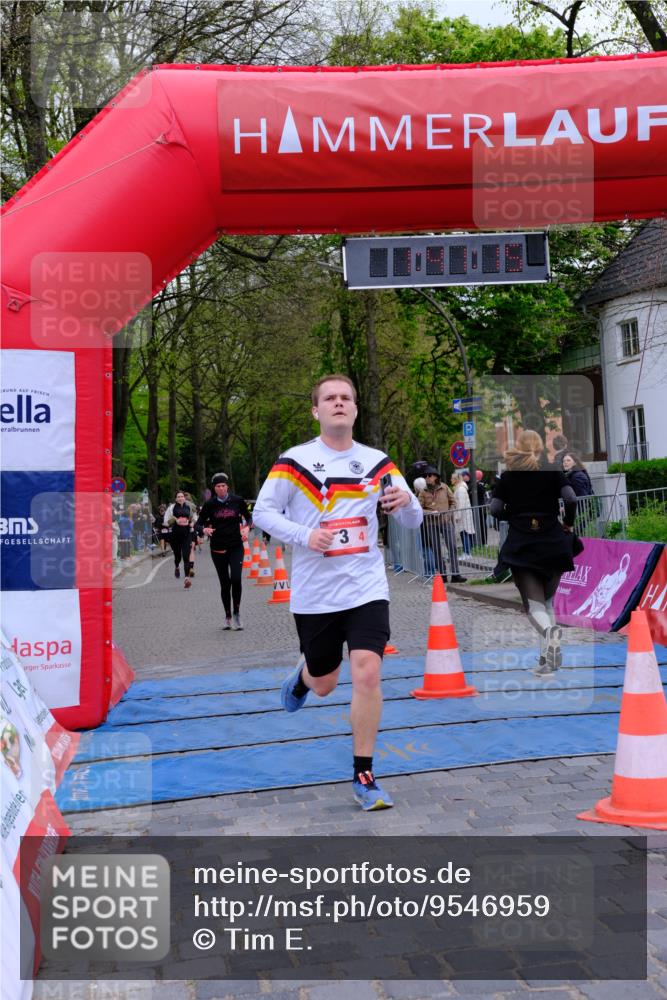 19.04.2026 - Hammer Lauf Tim E. http://msf.ph/oto/9546959 19.04.2026 12:41:23 Ziel 3, 416, 1069, 1291, 1594, 1874, 1889 meine-sportfotos.de