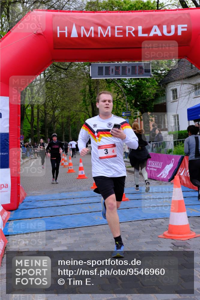 19.04.2026 - Hammer Lauf Tim E. http://msf.ph/oto/9546960 19.04.2026 12:41:23 Ziel 3, 416, 1069, 1291, 1594, 1874, 1889 meine-sportfotos.de