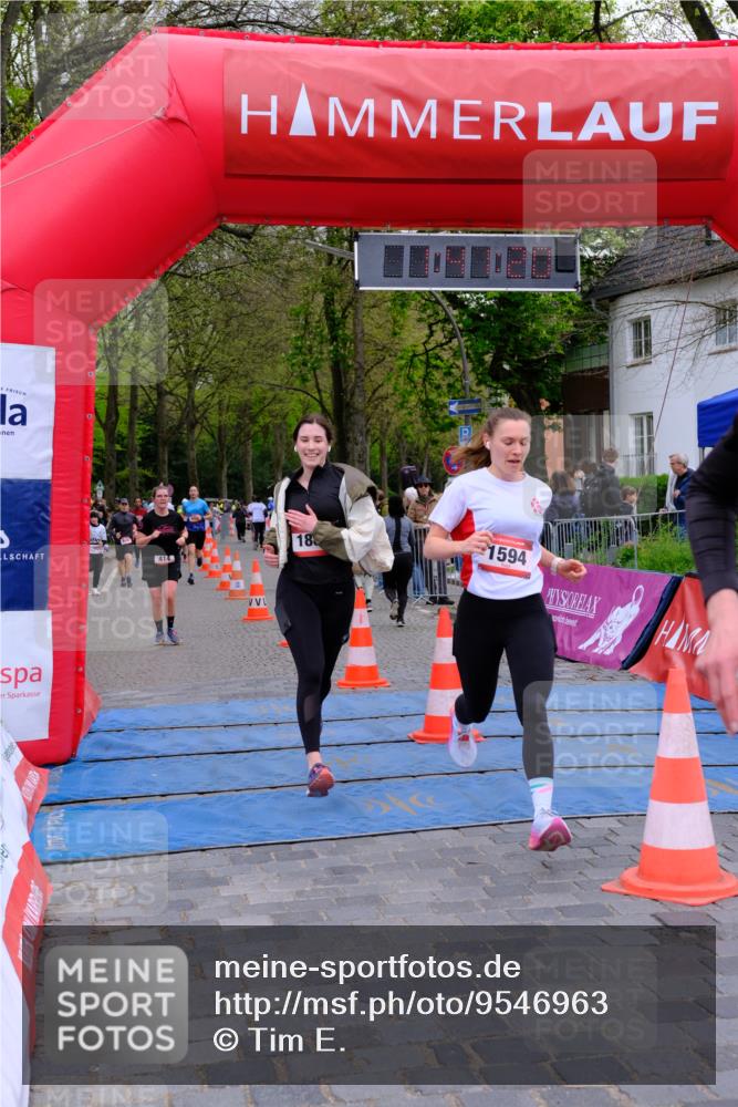 19.04.2026 - Hammer Lauf Tim E. http://msf.ph/oto/9546963 19.04.2026 12:41:28 Ziel 3, 414, 416, 949, 950, 1069, 1174, 1291, 1594, 1889, 1922 meine-sportfotos.de